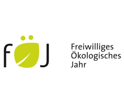 Logo des Freiwilligen Ökologischen Jahres mit grünem Blatt und Text „Freiwilliges Ökologisches Jahr“ auf weißem Hintergrund.